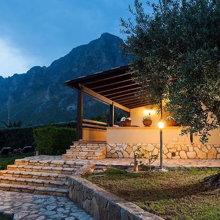 Villa Baia Verde Кустоначи Экстерьер фото