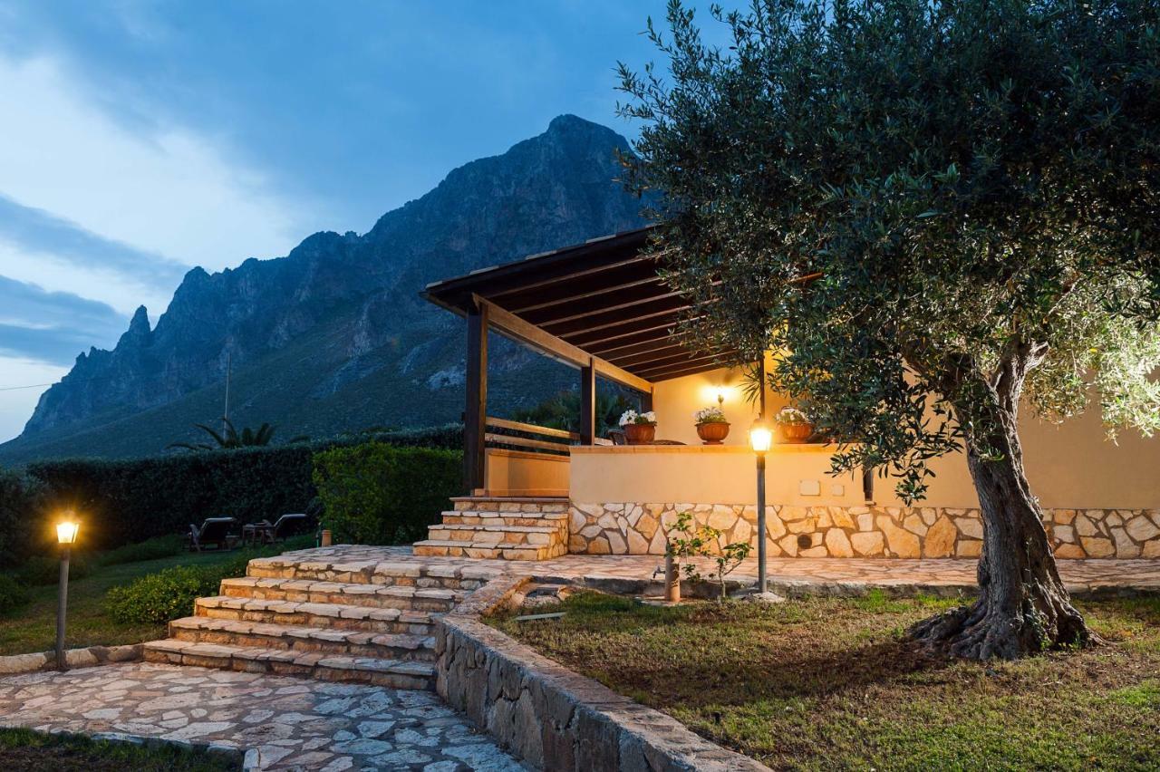 Villa Baia Verde Кустоначи Экстерьер фото