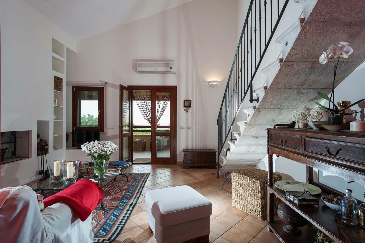 Villa Baia Verde Кустоначи Экстерьер фото